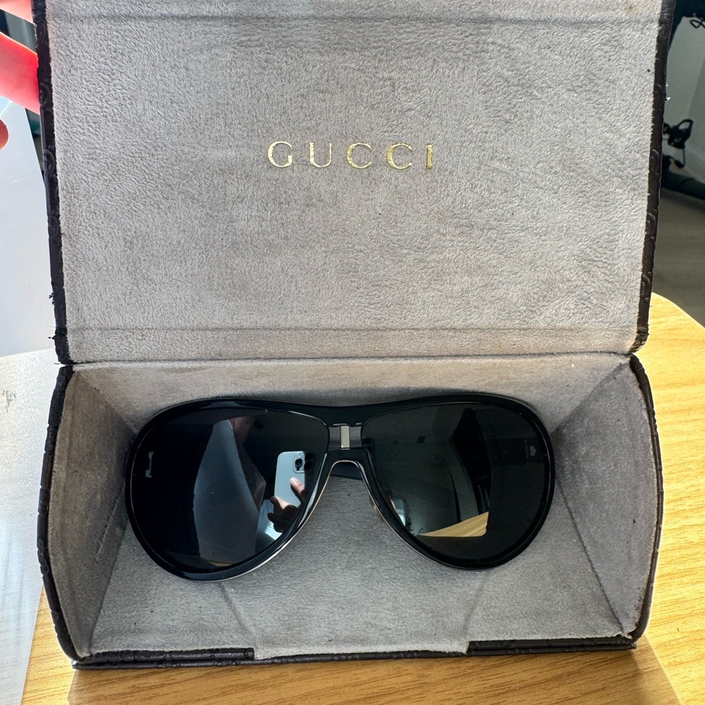 Gucci Black Aviator Glasses Luxury Accessories
